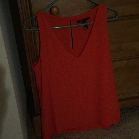 Cute V-Neck Tank - Picture 2 of 5